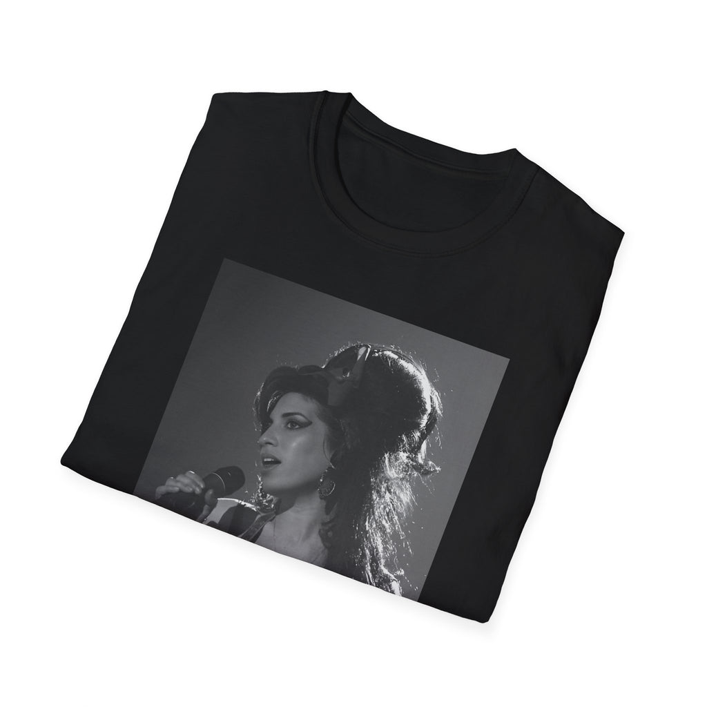 Back to Black – Amy Winehouse Tribute Tee