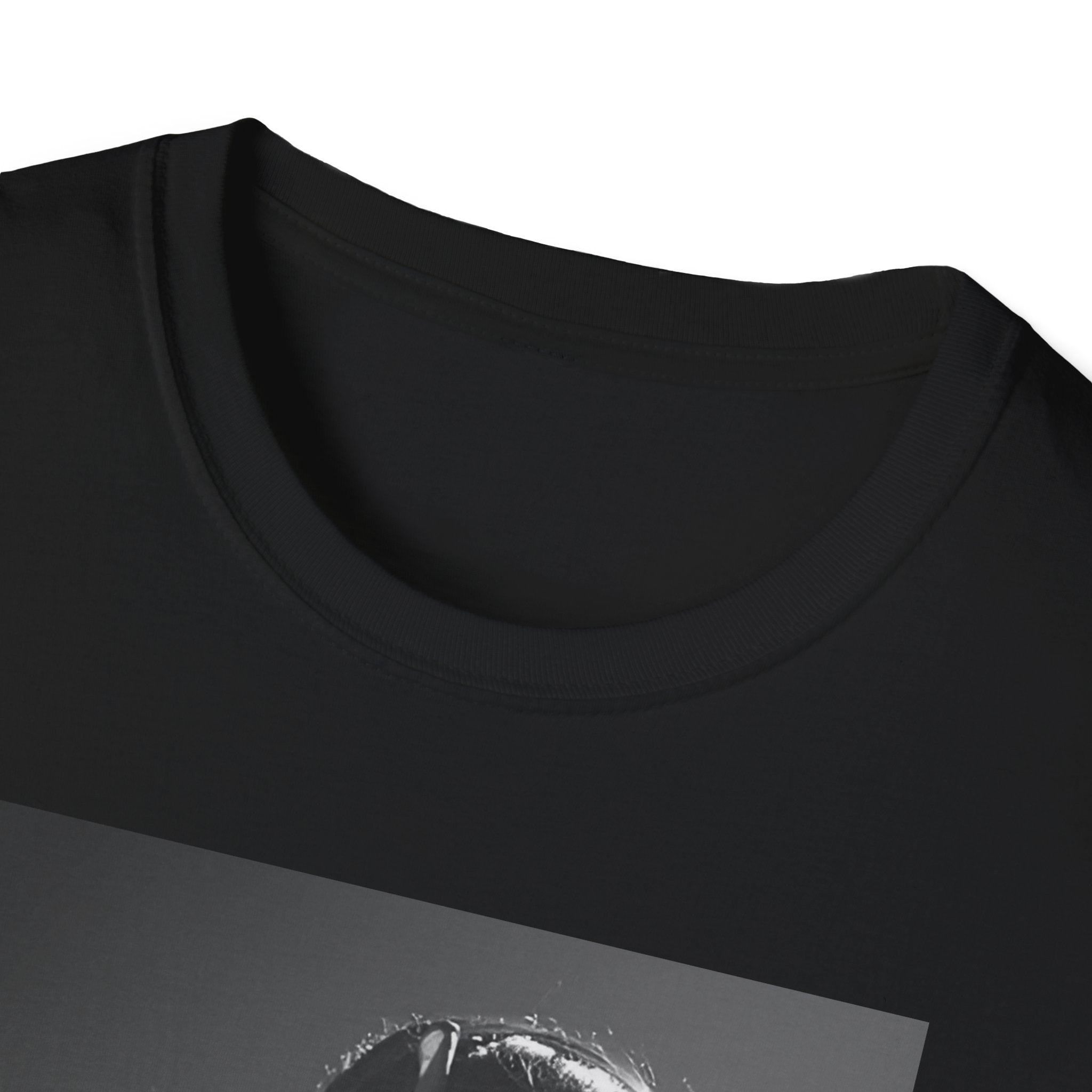 Back to Black – Amy Winehouse Tribute Tee